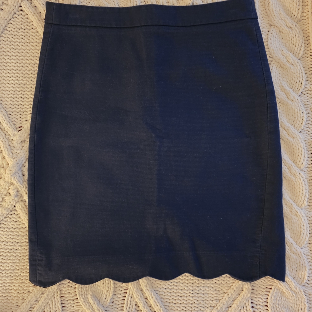 Classic Navy Scalloped Hem Women's Skirt